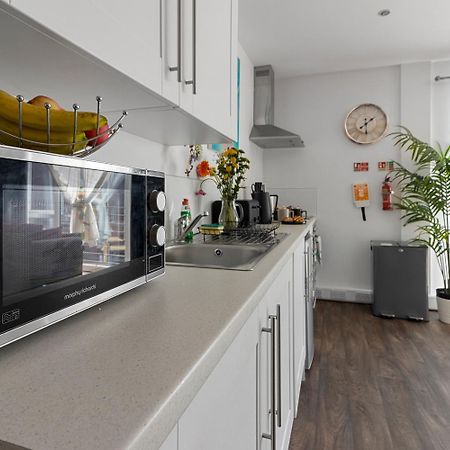 Exeter City Centre Apartments Baxter Apartment Extérieur photo